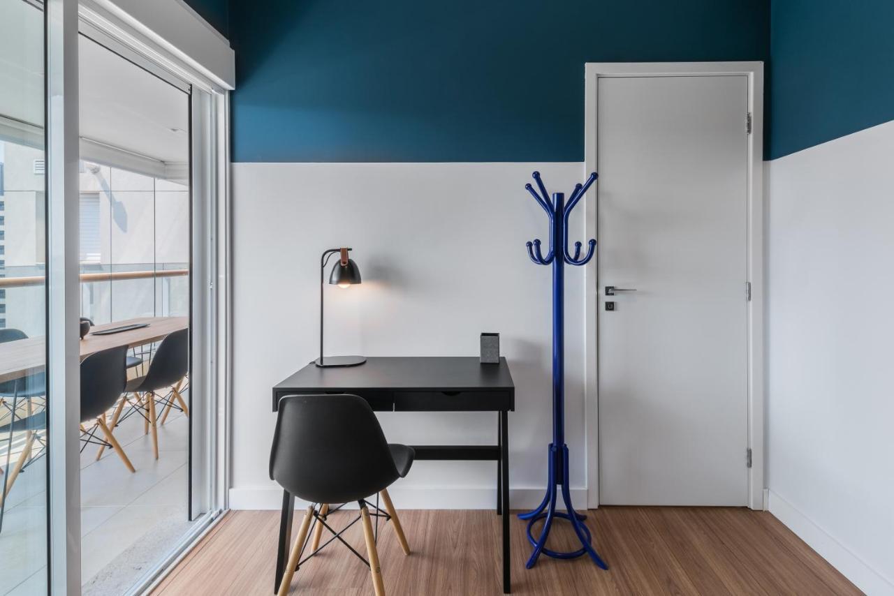 Apartment Charlie One Eleven Olimpia