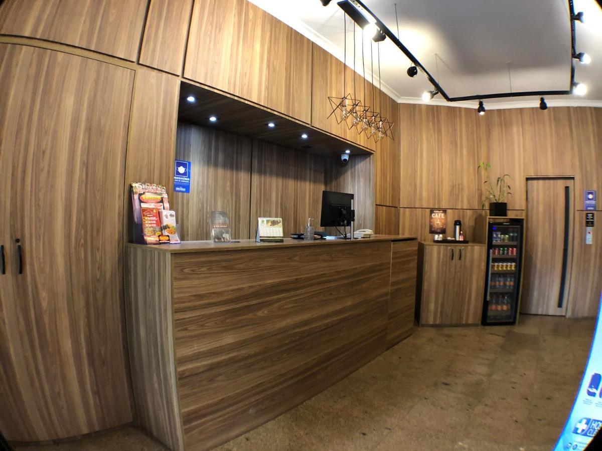 Caravelas Khách sạn