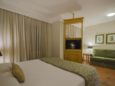 Hotel Estanplaza Ibirapuera 4*