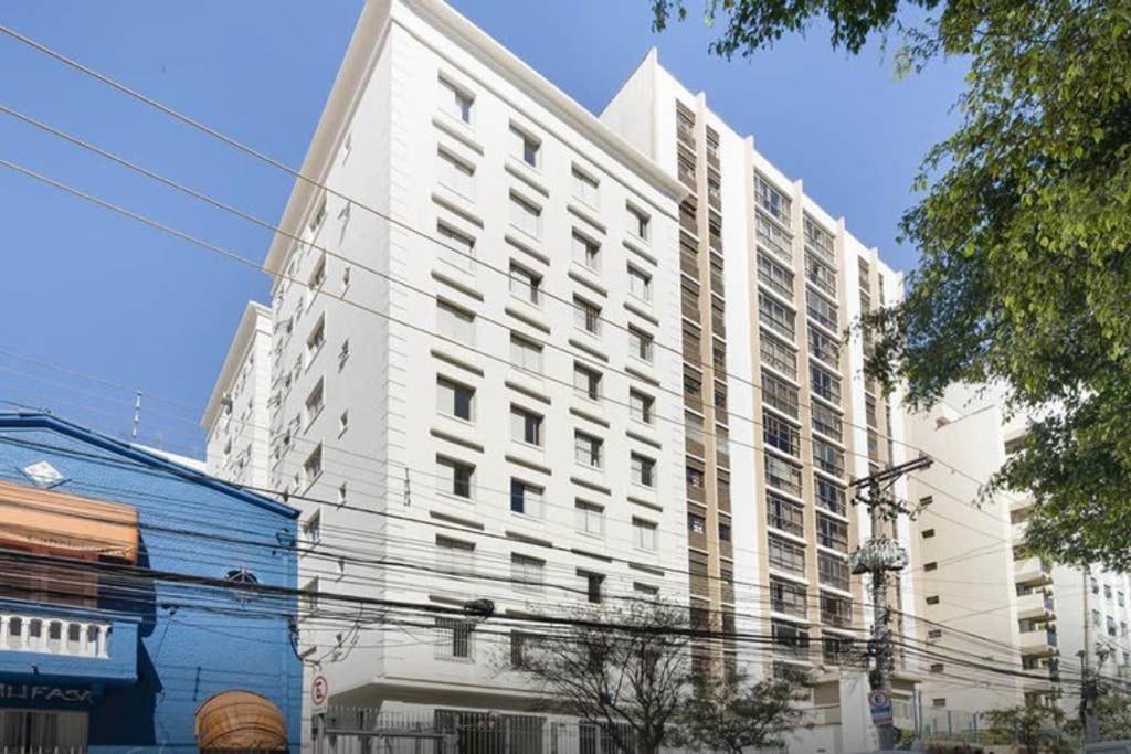 Espacoso Em Pinheiros Ao Lado Do Metro Apartment