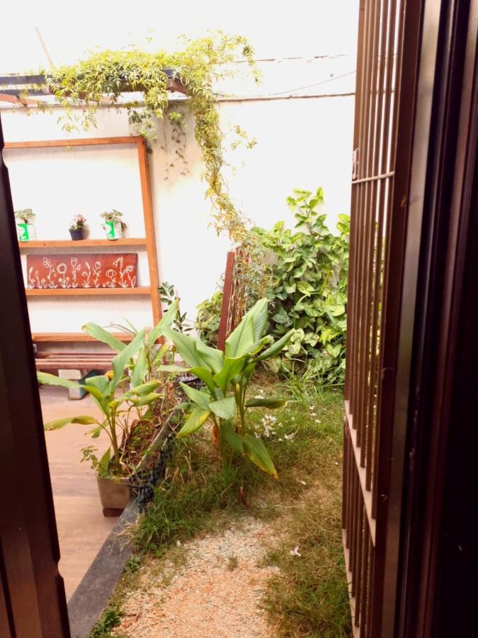 Hobi Hostel *