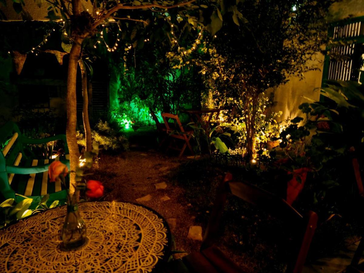 Hobi Hostel *