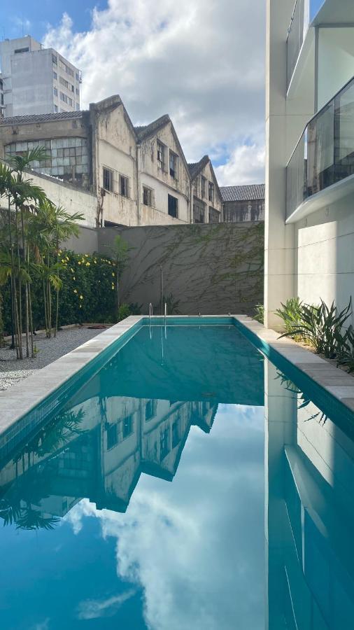 Flat De Luxo Centro Sp Com Piscina,academia,lavanderia,garagem E Seguranca 24h *