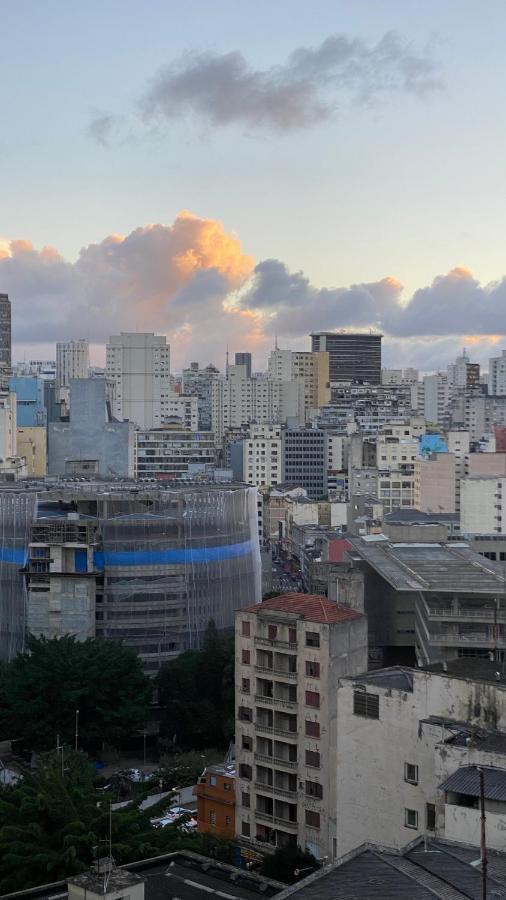 Flat De Luxo Centro Sp Com Piscina,academia,lavanderia,garagem E Seguranca 24h Daire Sao Paulo