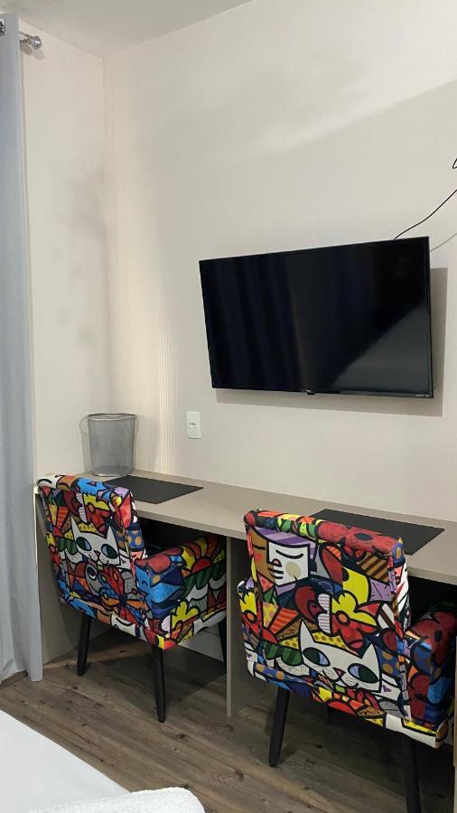 Daire Flat De Luxo Centro Sp Com Piscina,academia,lavanderia,garagem E Seguranca 24h Sao Paulo