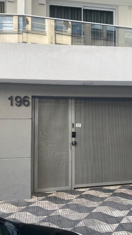 Flat De Luxo Centro Sp Com Piscina,academia,lavanderia,garagem E Seguranca 24h Daire Sao Paulo