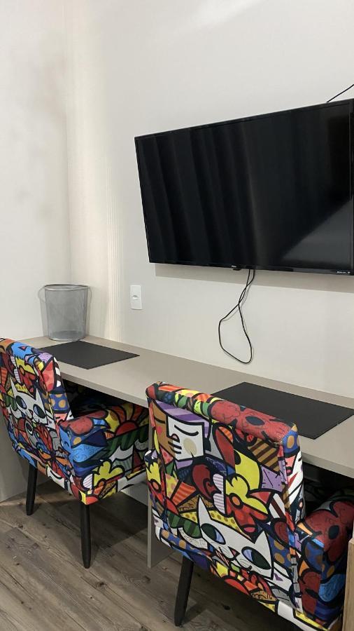 Flat De Luxo Centro Sp Com Piscina,academia,lavanderia,garagem E Seguranca 24h
