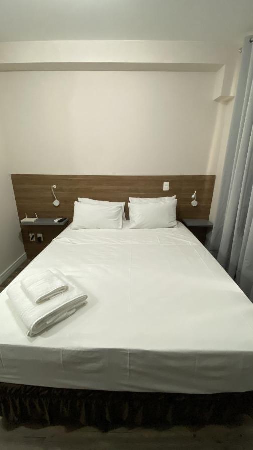 Flat De Luxo Centro Sp Com Piscina,academia,lavanderia,garagem E Seguranca 24h Daire Sao Paulo