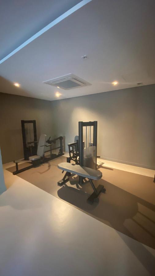 Flat De Luxo Centro Sp Com Piscina,academia,lavanderia,garagem E Seguranca 24h
