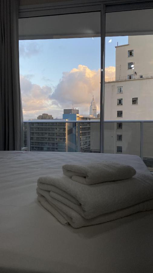 Daire Flat De Luxo Centro Sp Com Piscina,academia,lavanderia,garagem E Seguranca 24h *