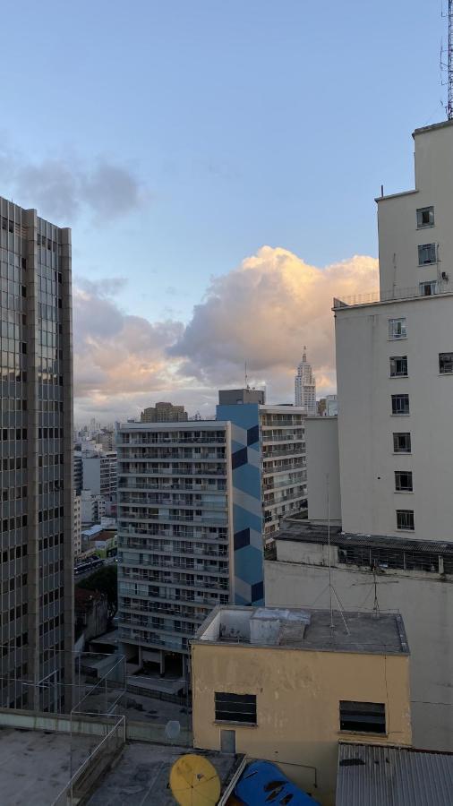 Flat De Luxo Centro Sp Com Piscina,academia,lavanderia,garagem E Seguranca 24h