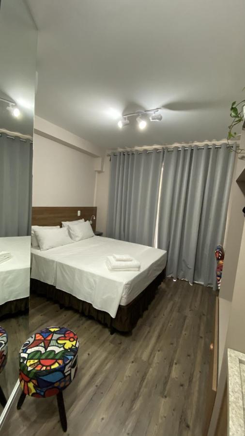 Flat De Luxo Centro Sp Com Piscina,academia,lavanderia,garagem E Seguranca 24h * Sao Paulo