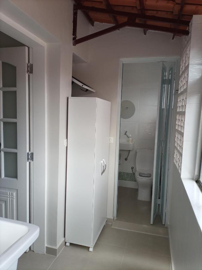 Apartment Apartamento Com Jeito De Casa Recem-reformado *