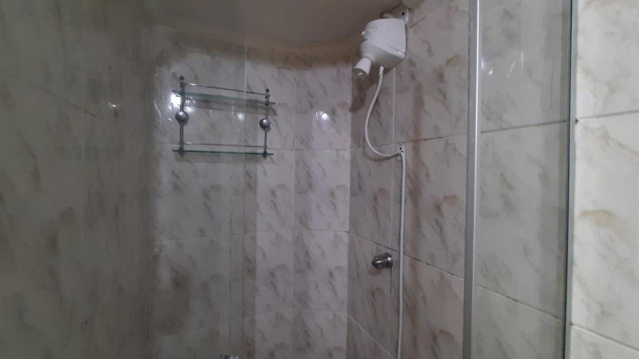Apt De 2 Quartos, 3 Quadras Av Paulista E Wi-fi 250 Mbs Apartment