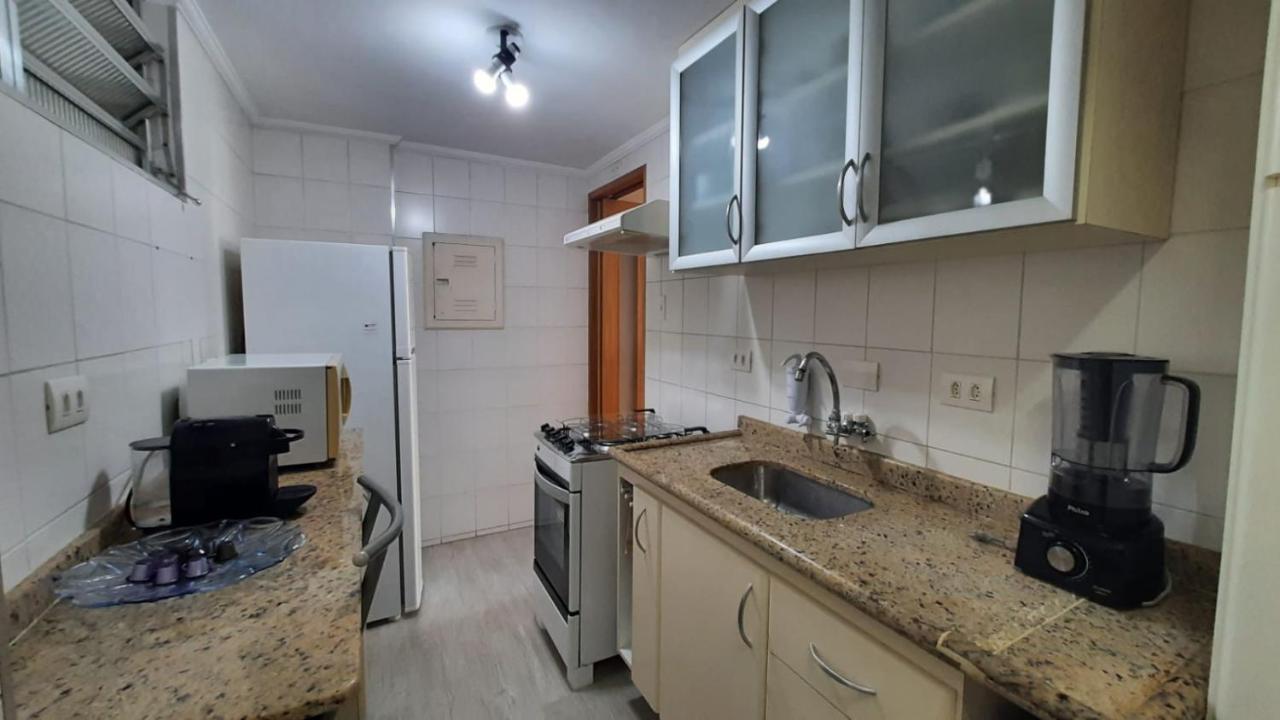 Apt De 2 Quartos, 3 Quadras Av Paulista E Wi-fi 250 Mbs Sao Paulo