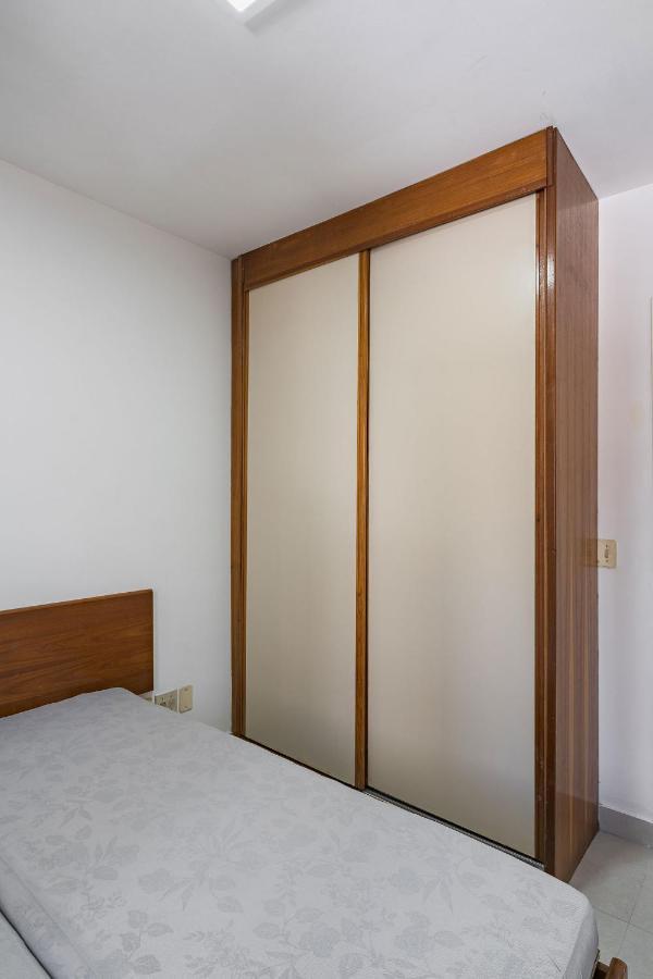 Apto 26 Com Smart Tv E Wifi Vivo Fibra Columbia Resid Ao Lado Pamplona Shopping Jardins -