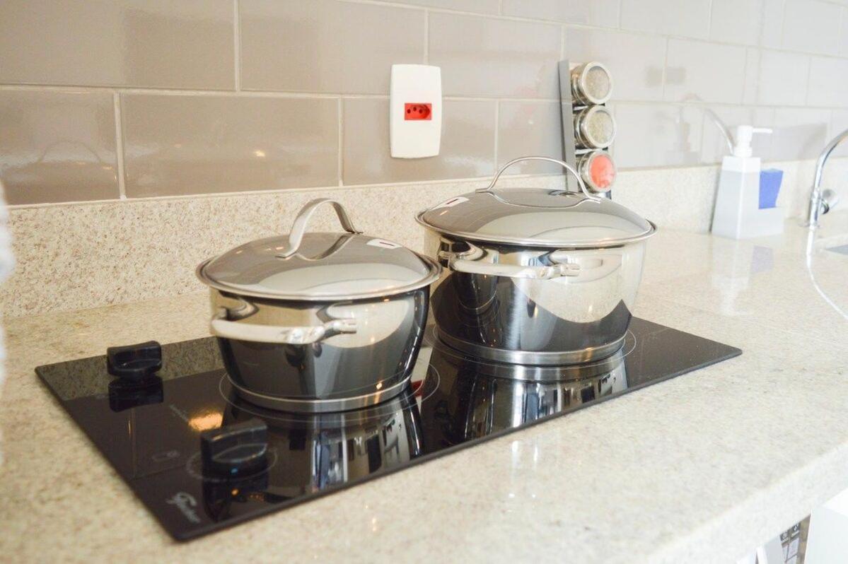 Apartamento Easy Star - Studio Iluminado E Com Vista, Ao Lado Do Aeroporto - Pn02g