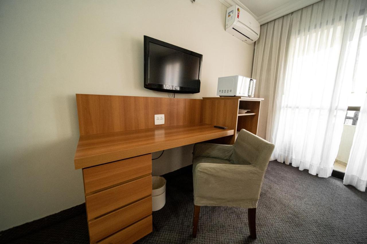 Apartamento Em Pinheiros - Faria Lima * Sao Paulo