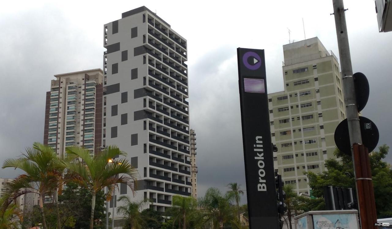 Brooklin I Em Frente Ao Metro Brooklin São Paulo