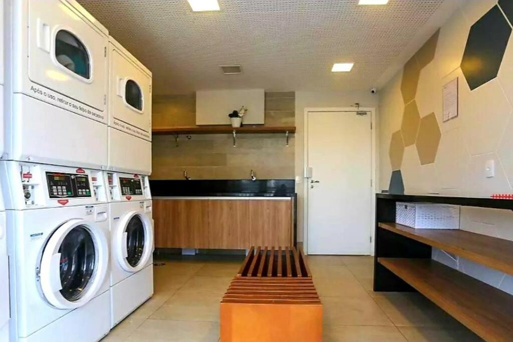 Paraiso Compras! Studio Novo, 25marco, Centro, Metro Apartment *