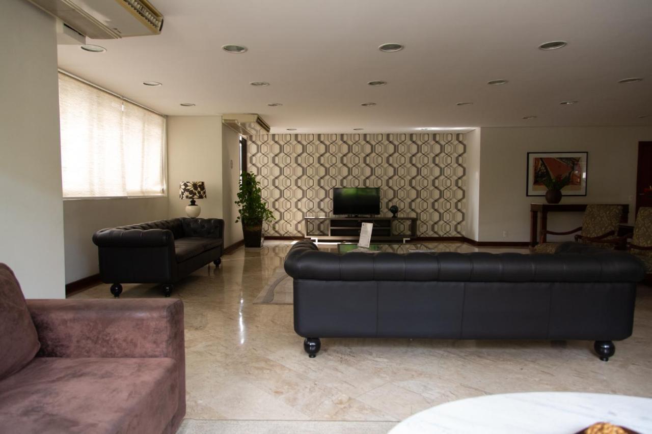 Moema 1 1vaga C/servicos Apartment