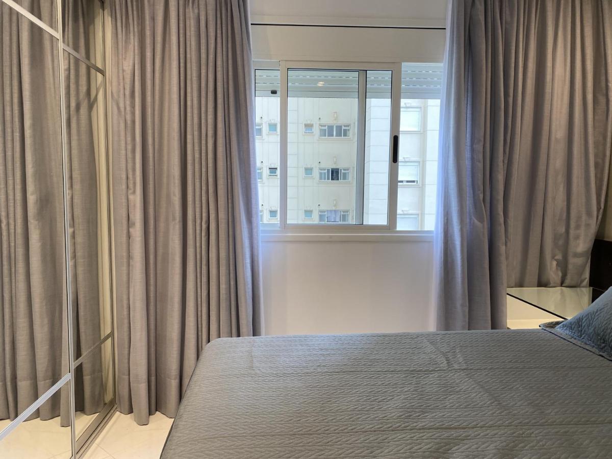 Akile Peixoto Gomide Apartment