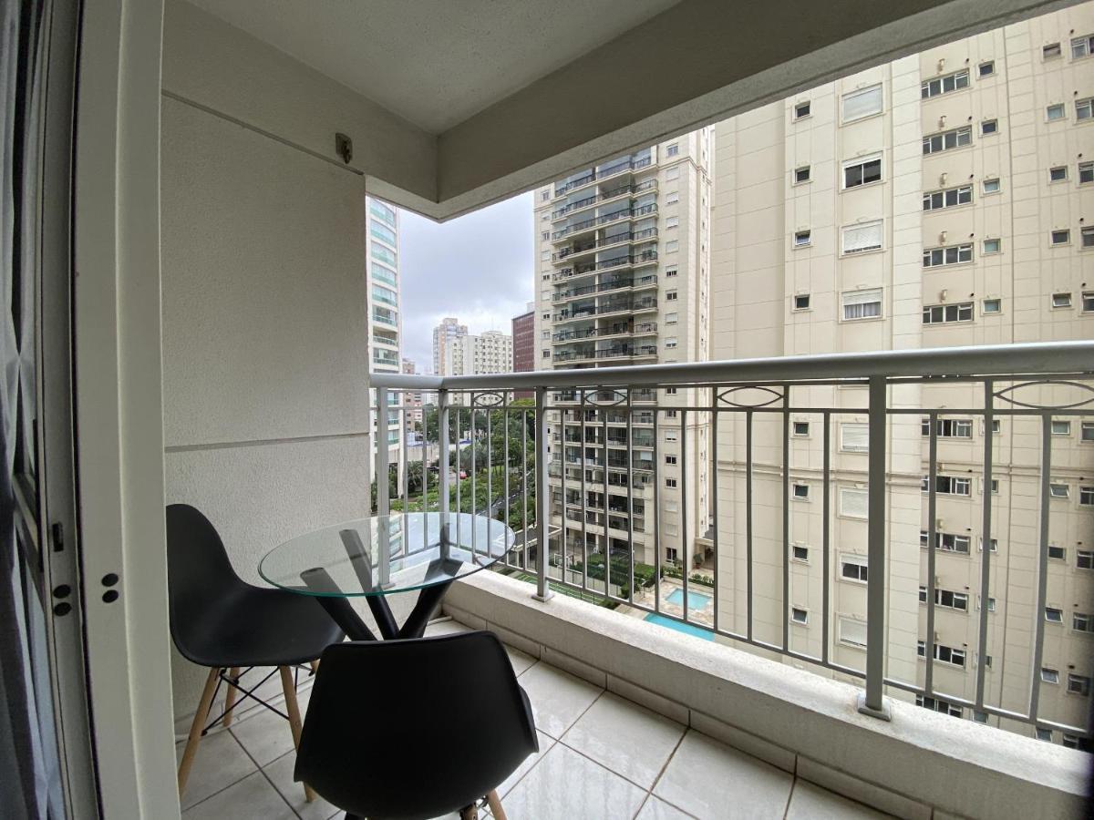 Akile Peixoto Gomide Apartment