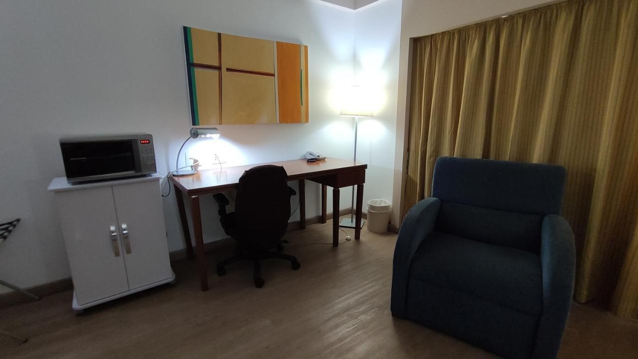 Hotel Flat Borges Lagoa Ibirapuera C/ Garagem Uh407 Sao Paulo