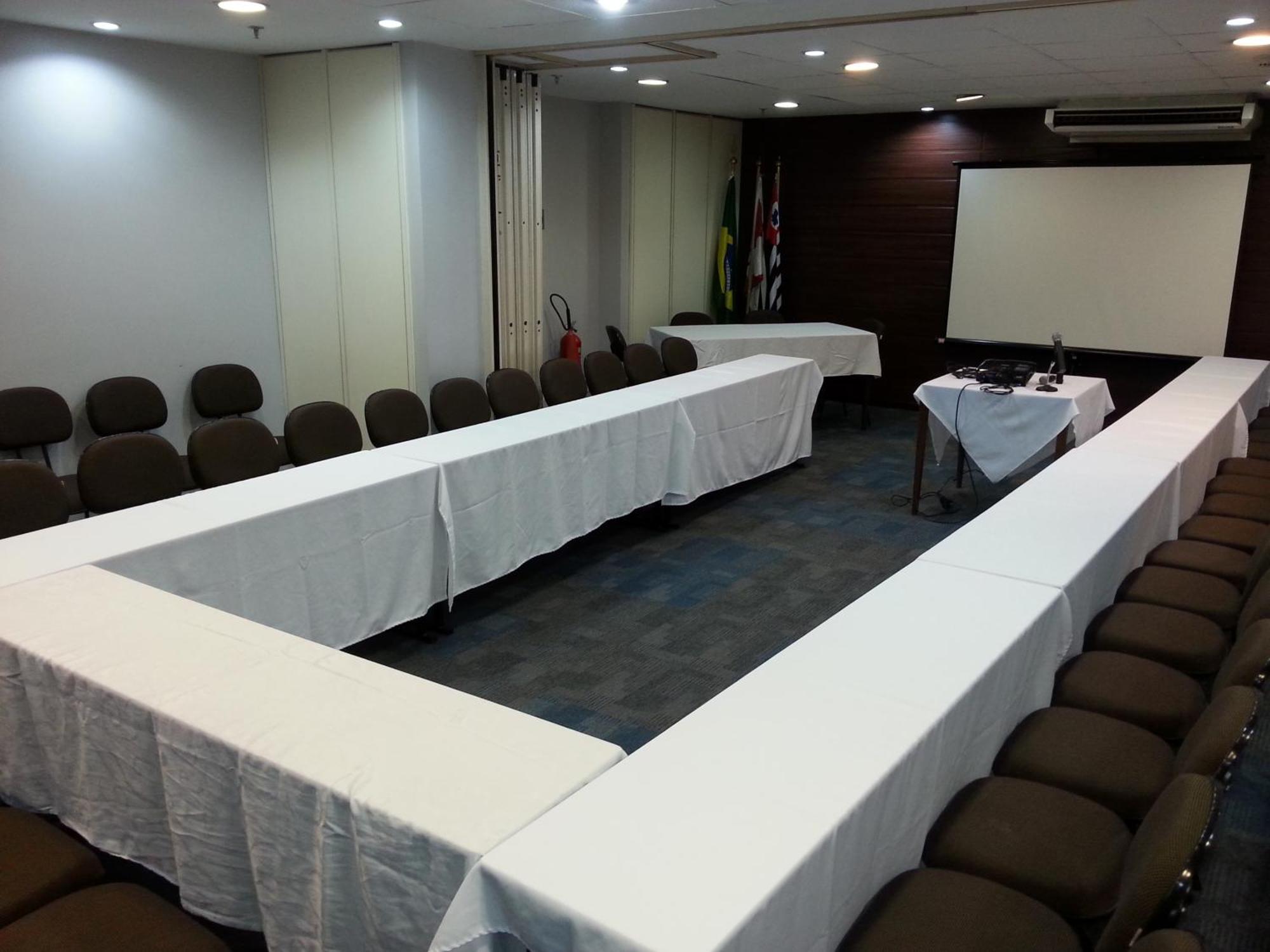 Premium Flats Berrini Hotel 4*