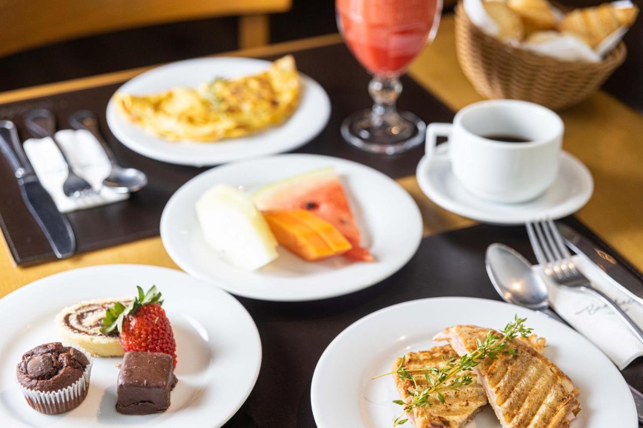 Radisson Oscar Freire Hotel 5*