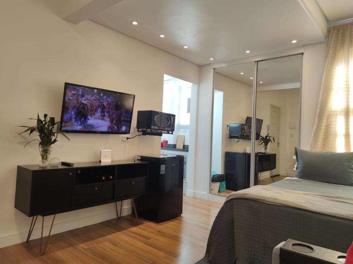 Apartemen Vem Pro Arouche/republica -studio- 4 Min Do Metro *