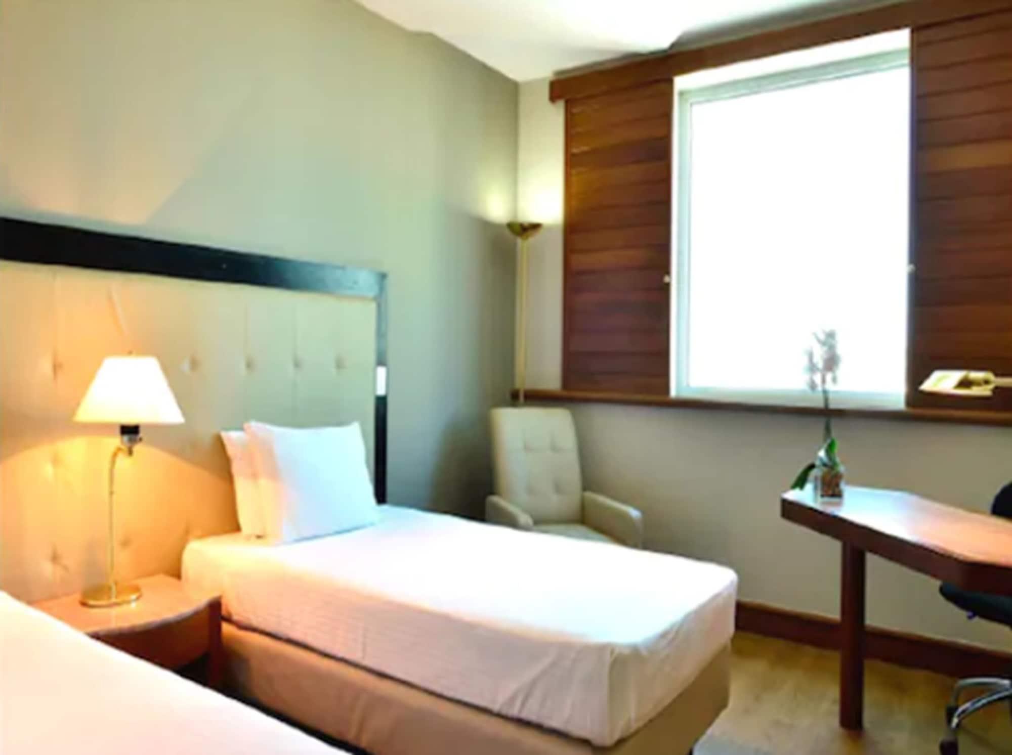 Pestana 4*