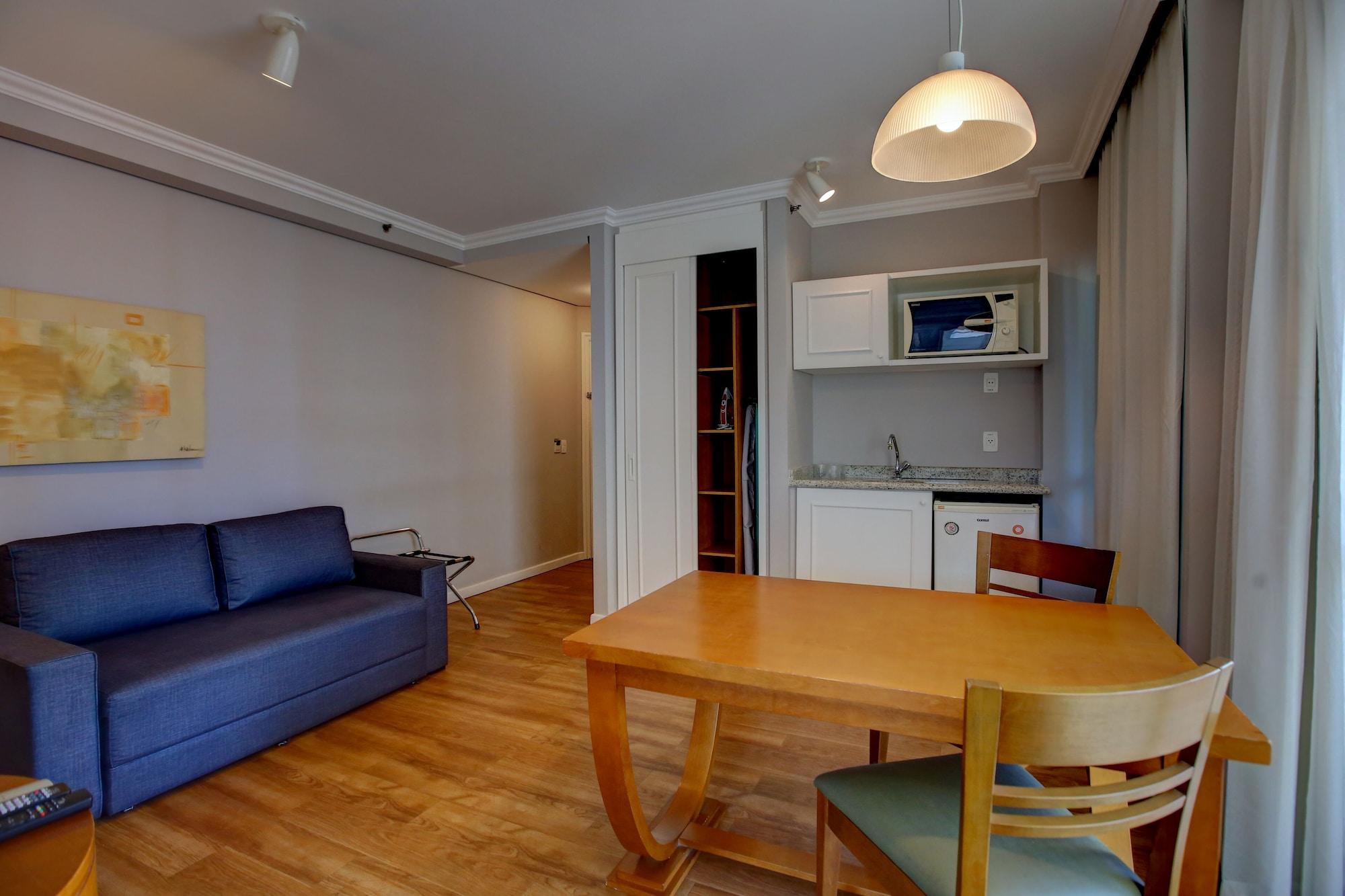 Roomo Bela Cintra Residencial