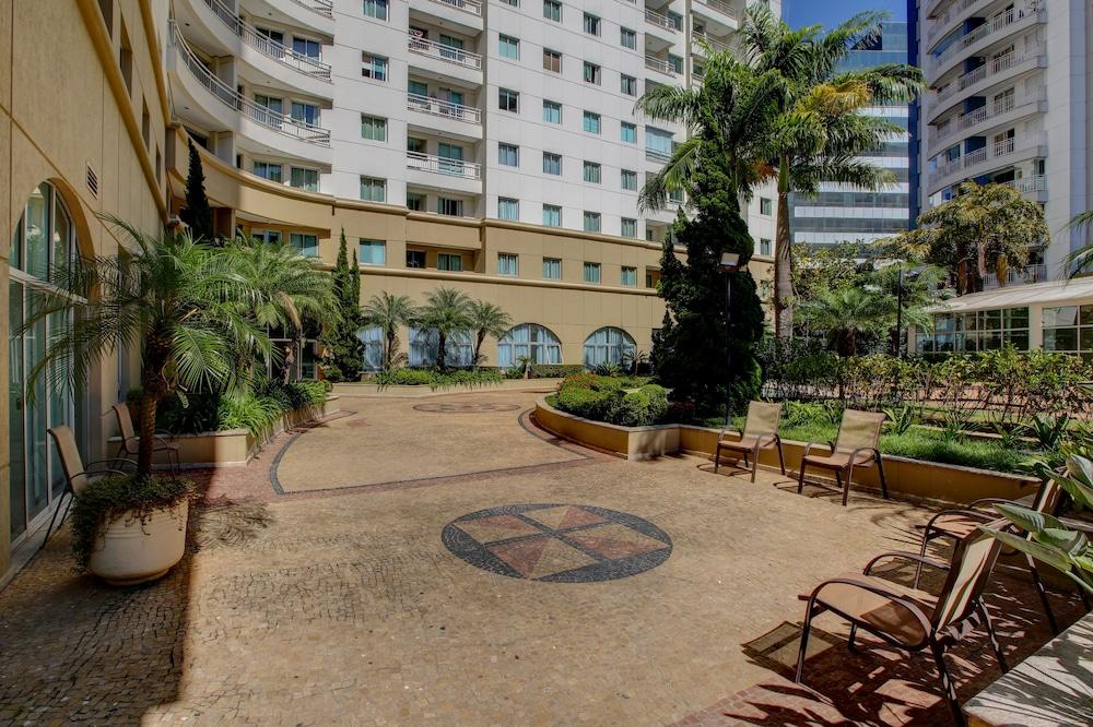 Roomo Bela Cintra Residencial