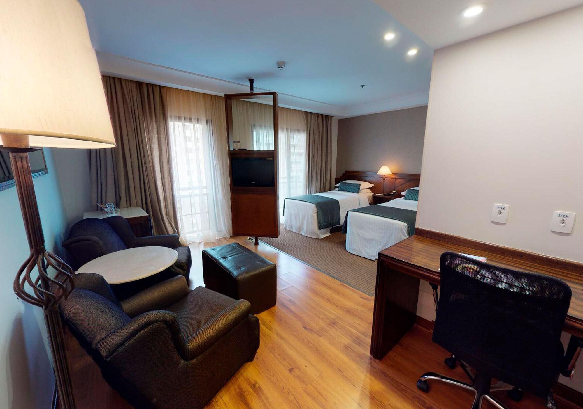 Estanplaza Paulista Otel 4*