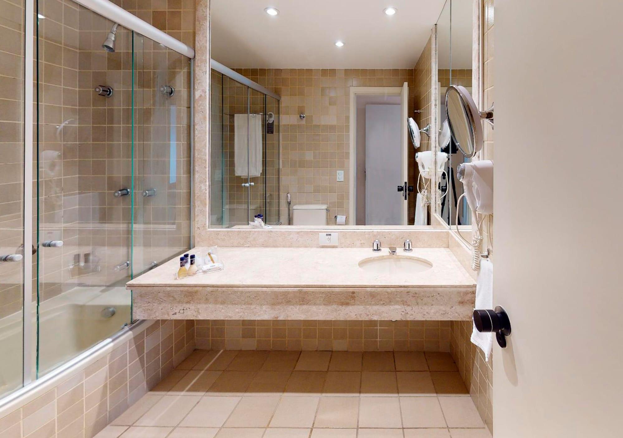 Hotel Estanplaza Nacoes Unidas 4*