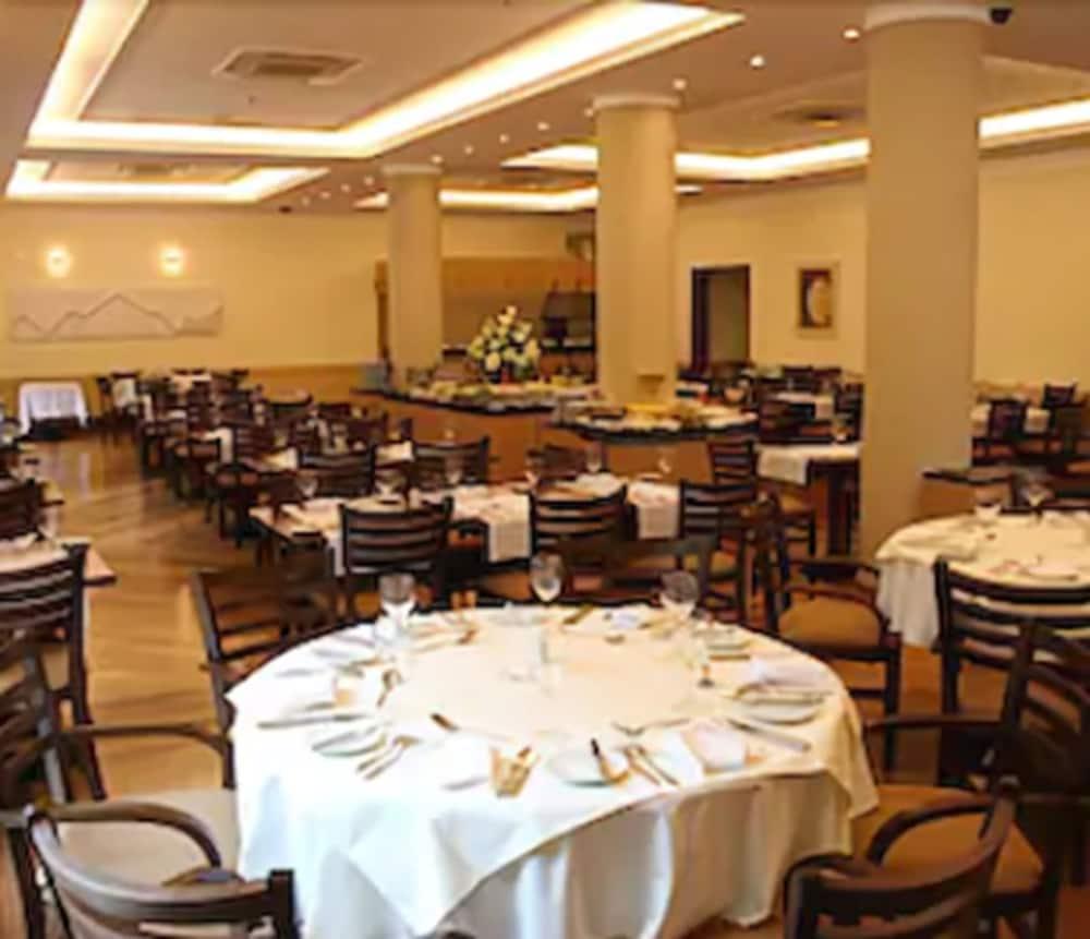 Otel Luz Plaza 4*
