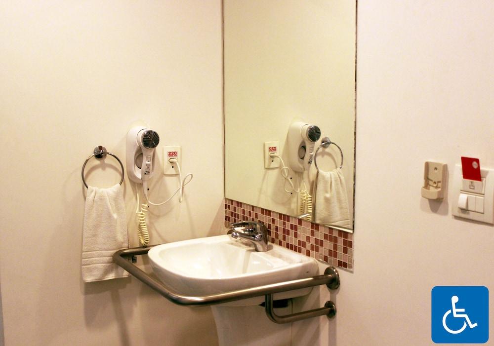 Total Hotel 3*