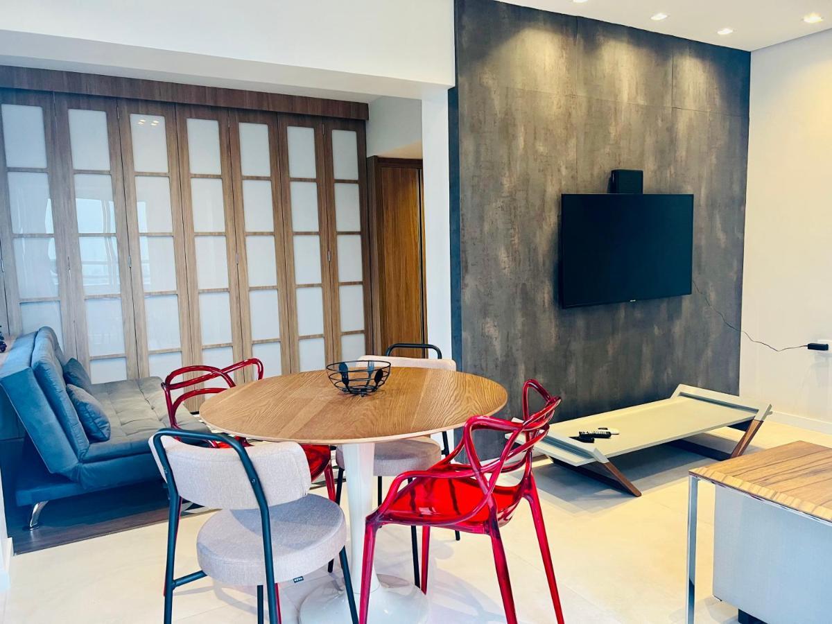 Beneficencia Portuguesa, 50 Metros Apartment