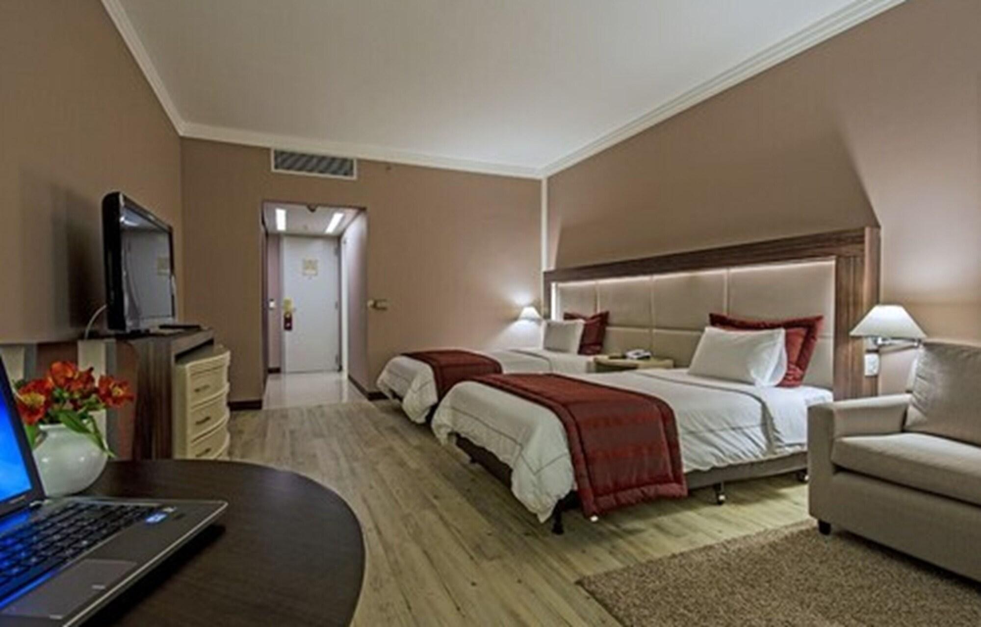 Otel Transamerica