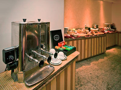 Carillon Plaza 2*