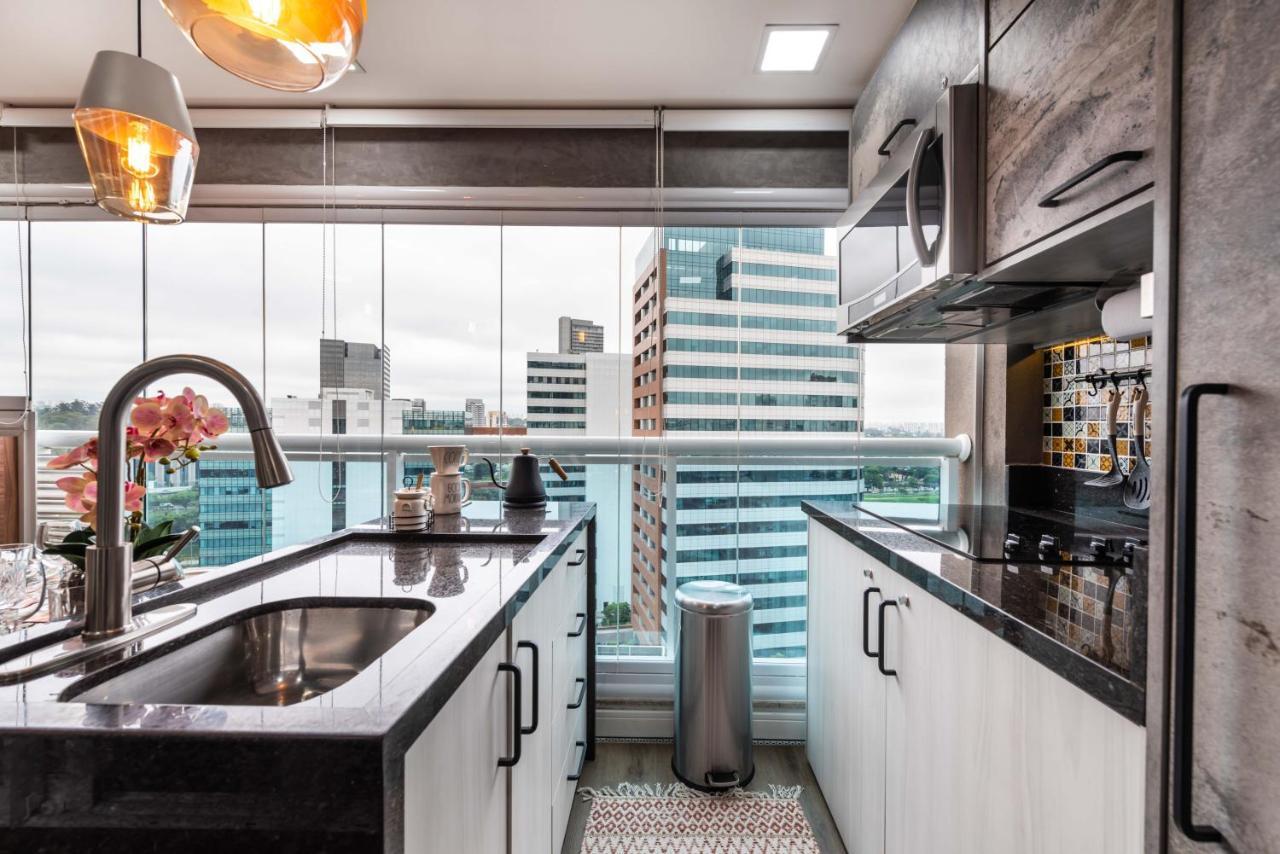 Edificio Summit Pinheiros: View Balcony With Pool & Fitness Near Subway Apartment Sao Paulo