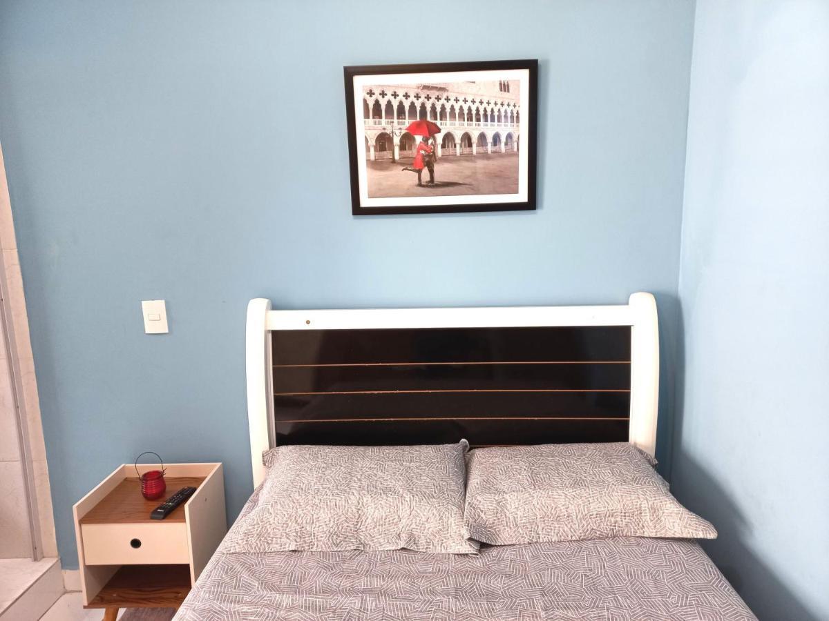 Apartamento 10 *