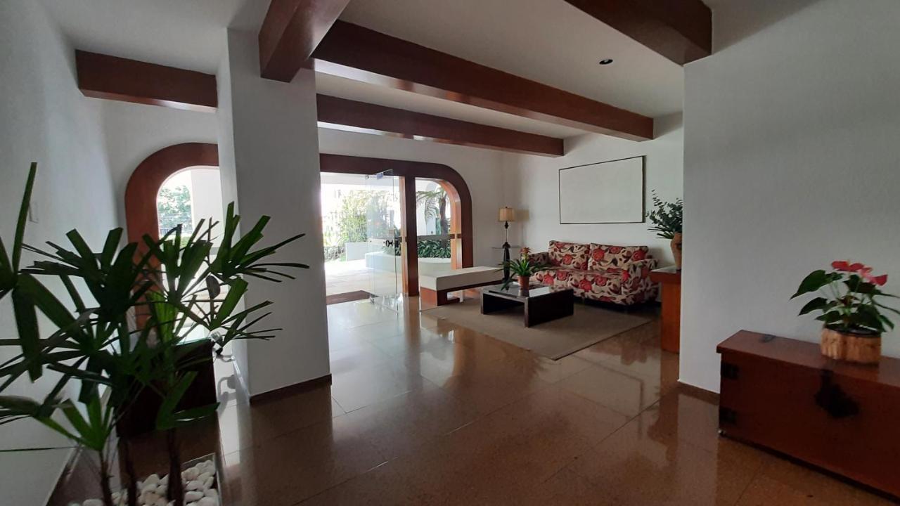 Andar-alto, 3 Quadras Da Av Paulista, Wi-fi & Garagem * São Paulo