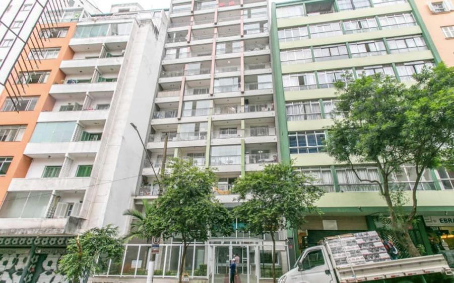 Prox. Metro Avs.paulista E Brig. L. Antonio *