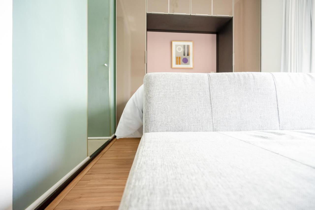 Studio Em Localizacao Incrivel, Estacionamento, Piscina E Academia - Vila Olimpia Apartment *