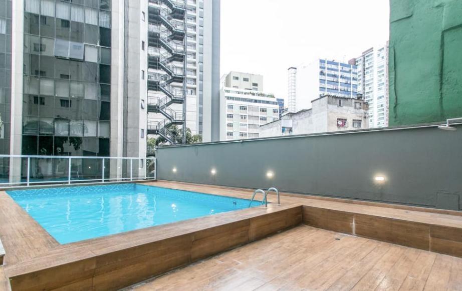 Prox. Metro Avs.paulista E Brig. L. Antonio
