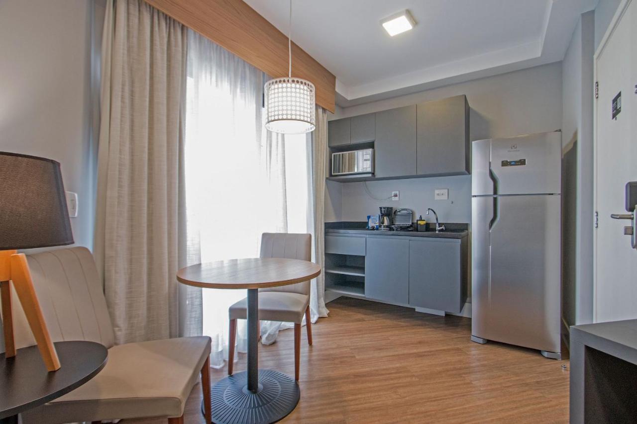 Apartemen Anycomfort Fradique Coutinho *
