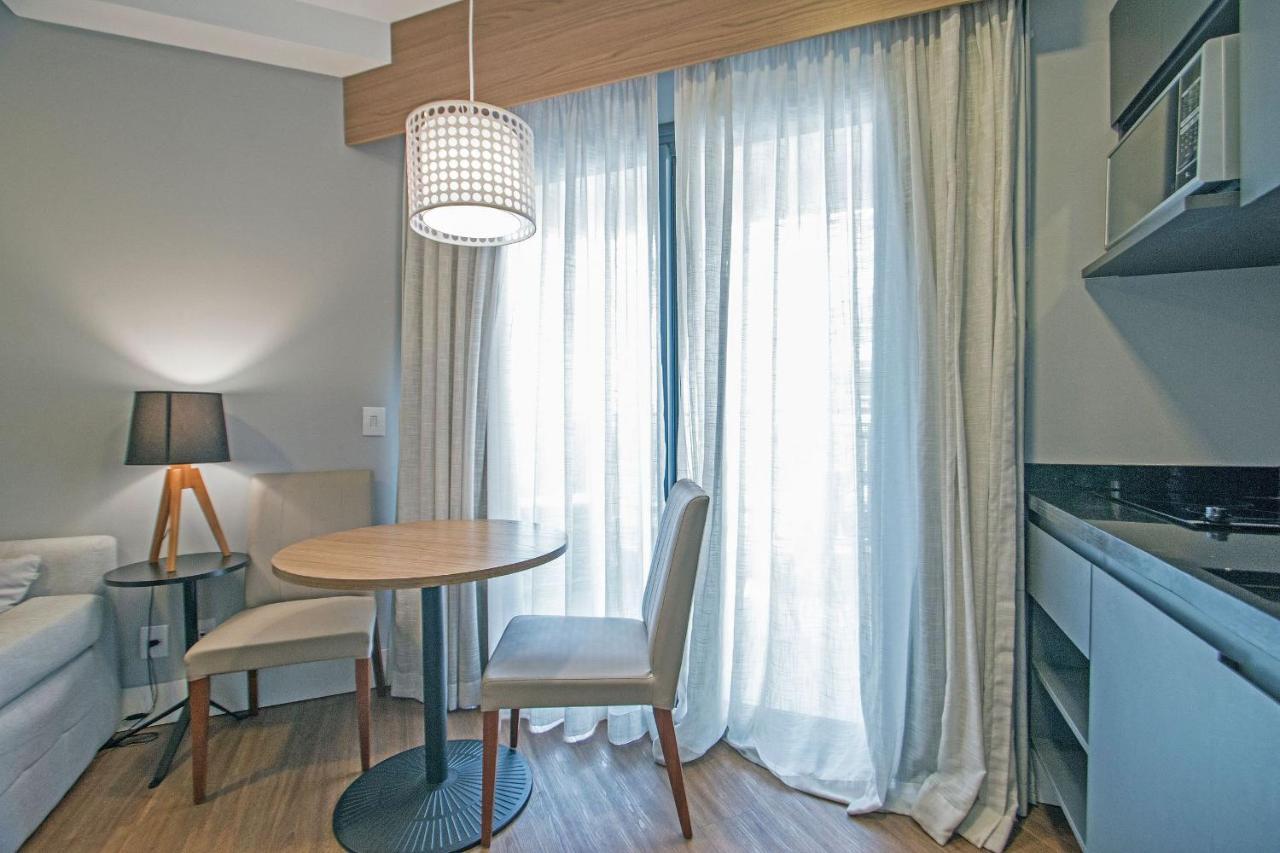 Anycomfort Fradique Coutinho Apartemen