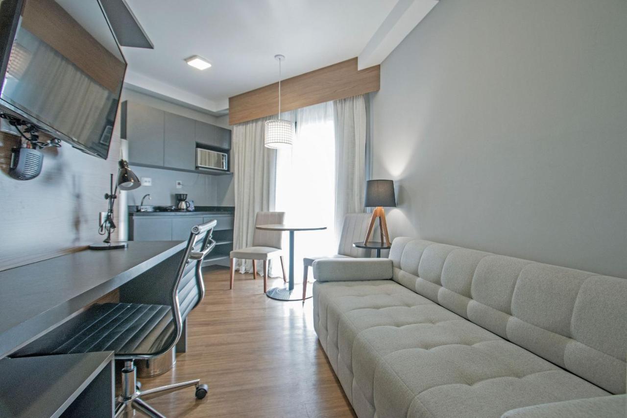 Anycomfort Fradique Coutinho Apartemen